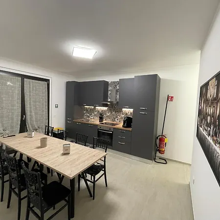 Casa Nina カメリーノ